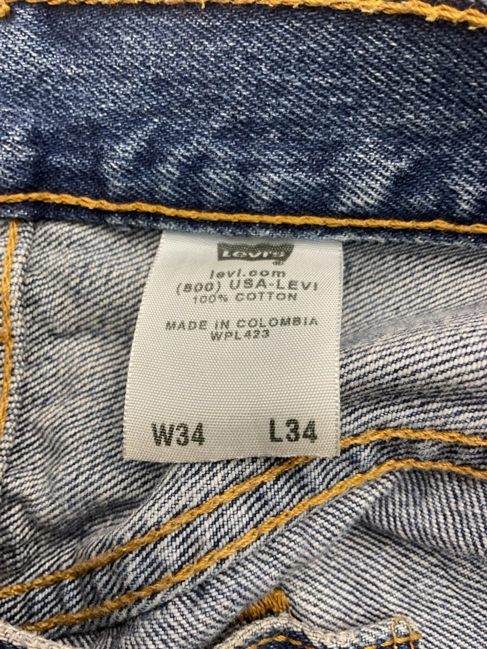 Vintage Levi's 501 Men's Jeans 34x34 Light Wash Stonewash Blue Denim 2004